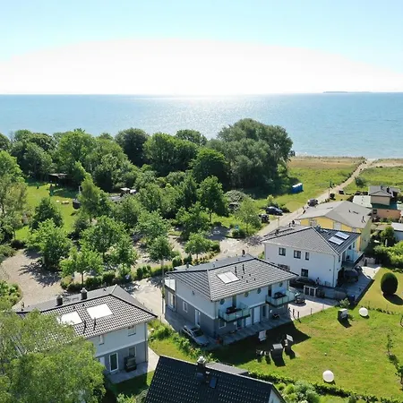 Strandnah, Balkon, Meerblick, Sauna, Gratis Nutzung Vom Ahoi Erlebnisbad Und Sauna In Sellin - House Schotstek Casa vacanze