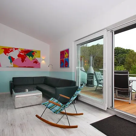 House Schotstek Mit Gratis Nutzung Vom Ahoi Erlebnisbad Und Sauna In Sellin * Goehren (Ruegen)